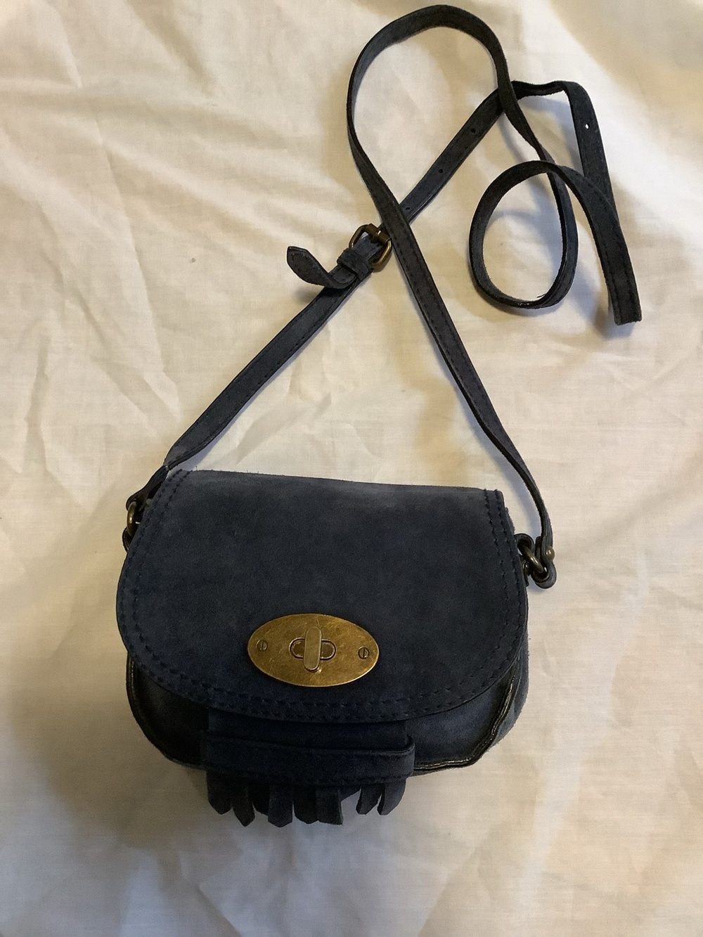 Madewell 1937. Blue suede fringe bag